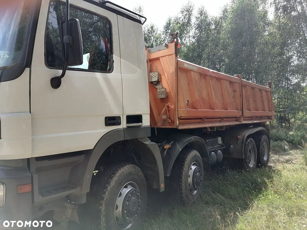 Mercedes-Benz Actros - 4