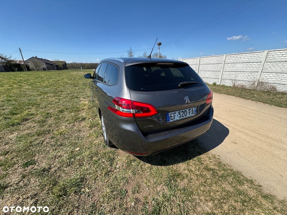 Peugeot 308 PureTech 110 Stop & Start Allure - 4