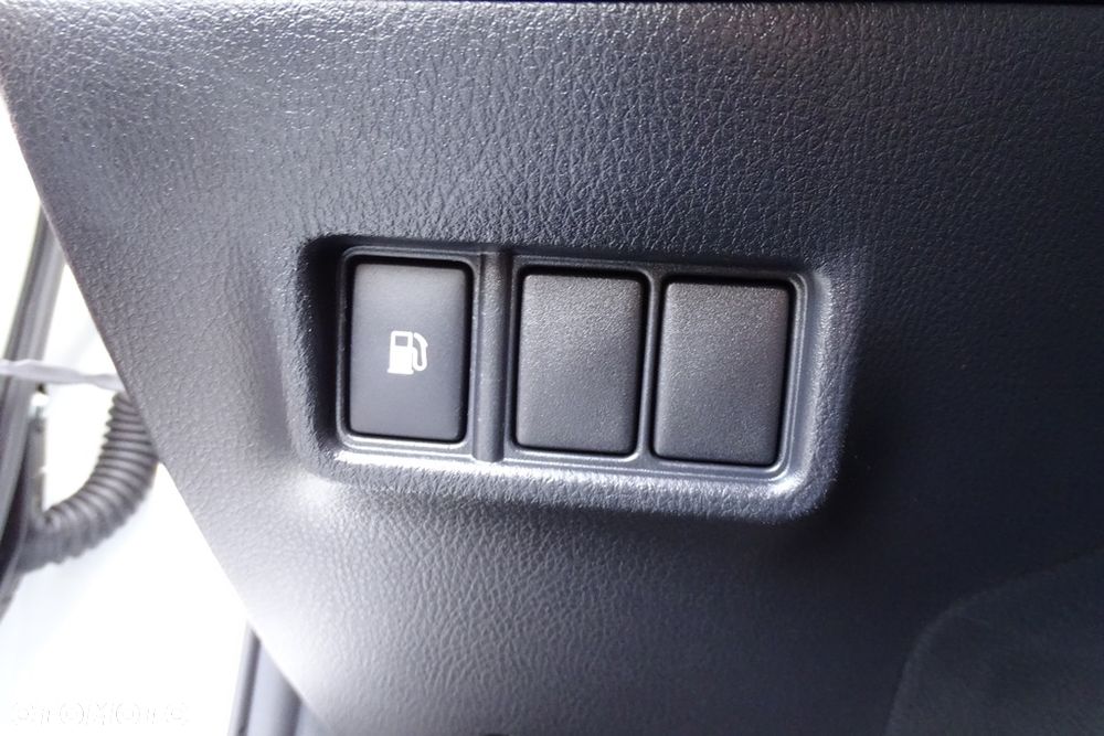 Toyota C-HR Business-Edition - 31