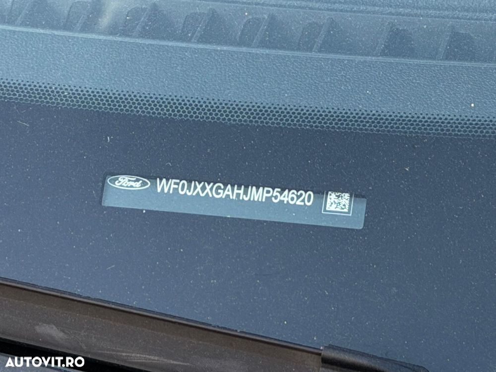 Ford Fiesta 1.1 Trend Connected - 32