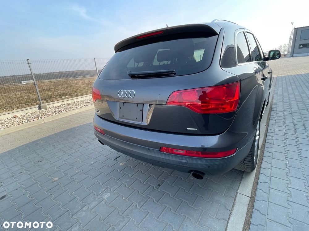 Audi Q7 - 4