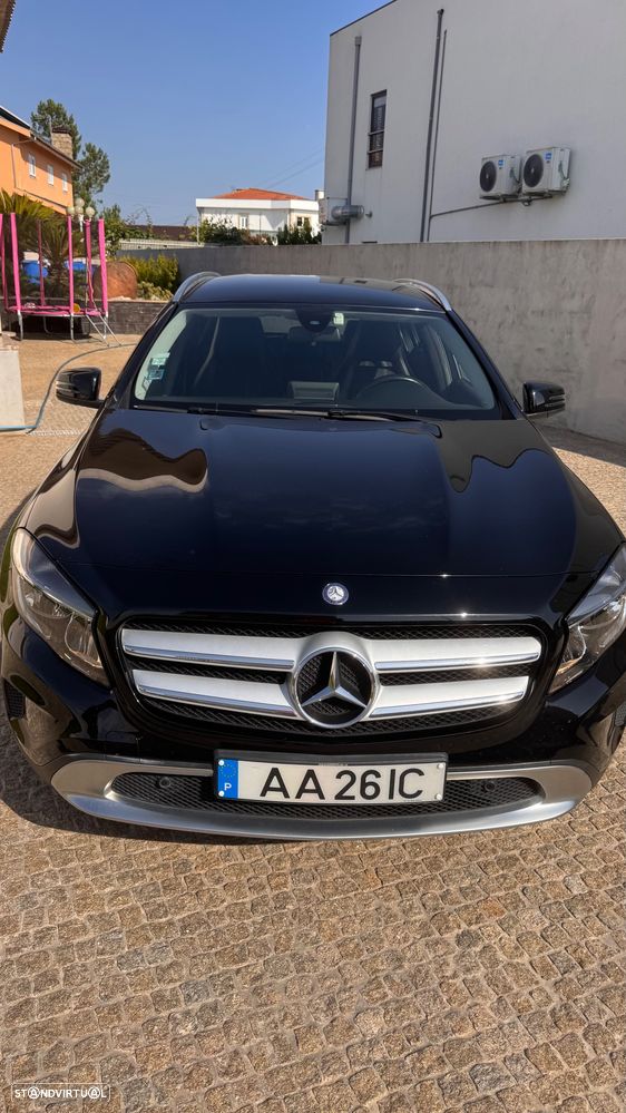 Mercedes-Benz GLA 180 (CDI) d Urban - 14