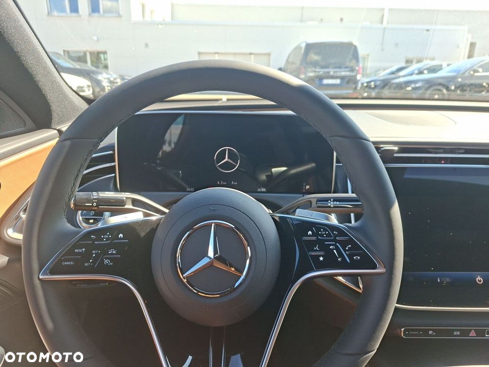 Mercedes-Benz Klasa E - 11