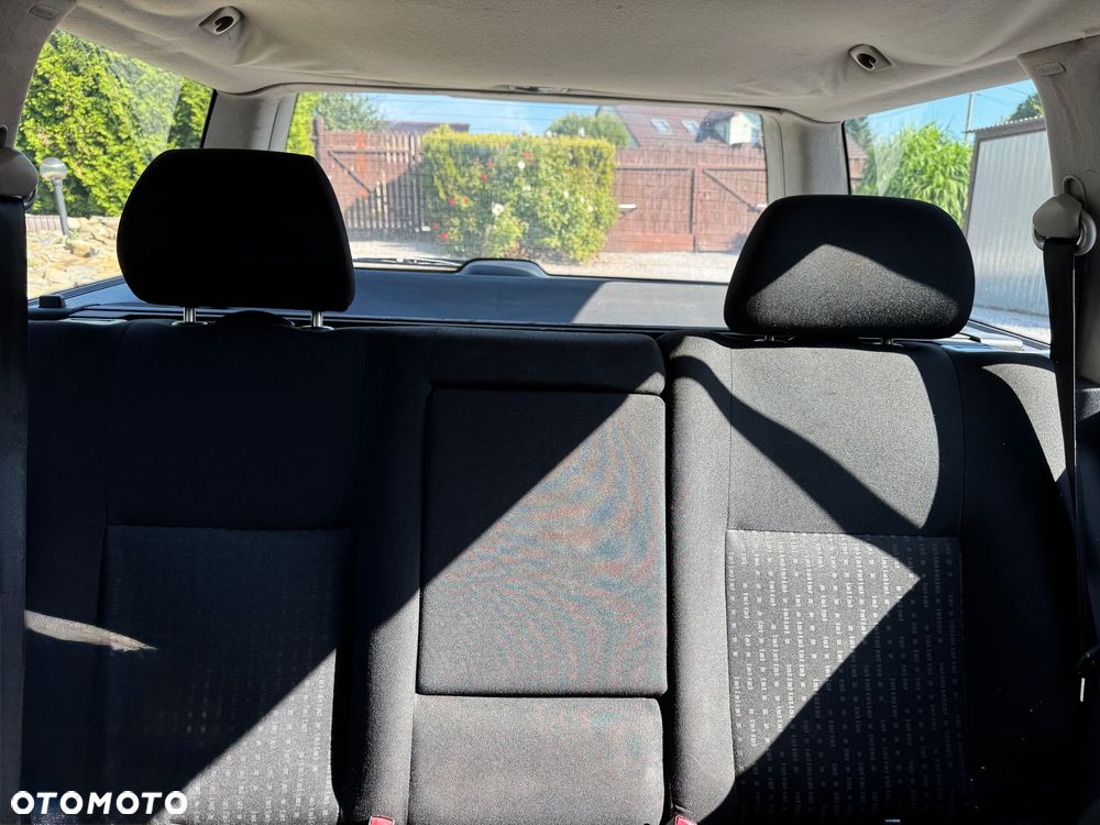 Volkswagen Golf ver-1-9-tdi-trendline - 7