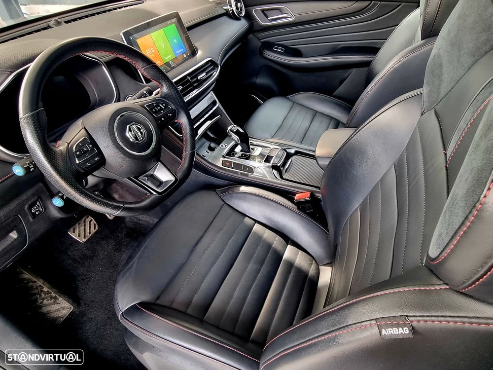 MG EHS PHEV Luxury - 5