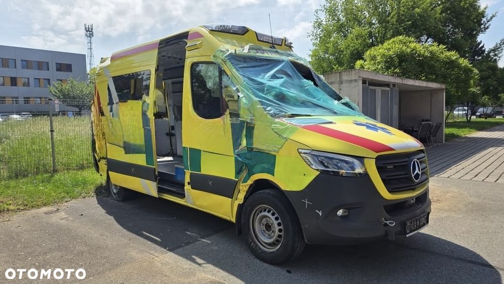 Mercedes-Benz Sprinter 319 CDI - 1