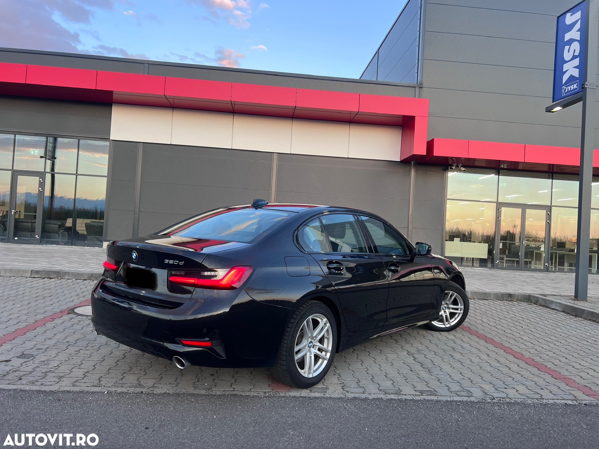 BMW Seria 3 320d Aut. Sport Line - 4