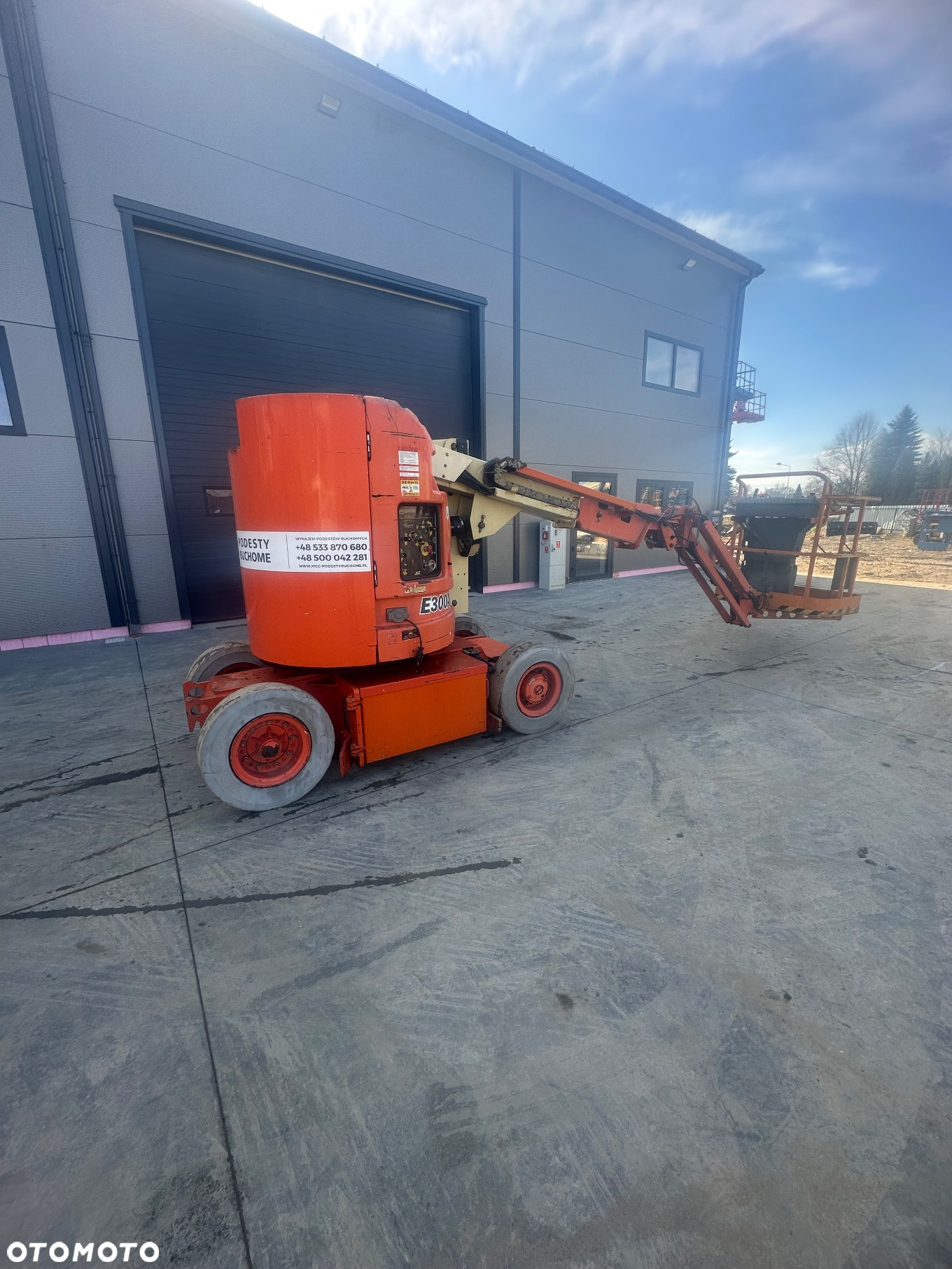 JLG E 300 AJP - 3