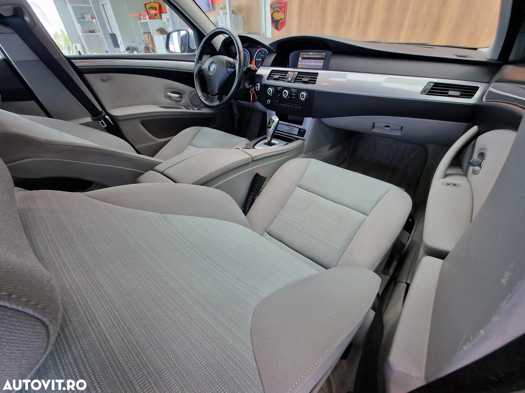 BMW Seria 5 - 16