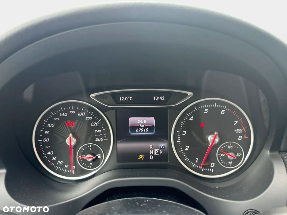 Mercedes-Benz Klasa A 160 7G-DCT Style - 21