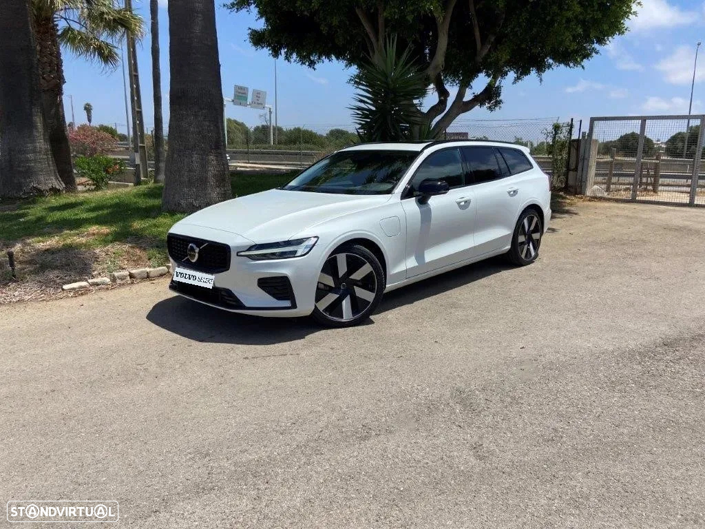 Volvo V60 2.0 T6 AWD TE Plus Dark - 26