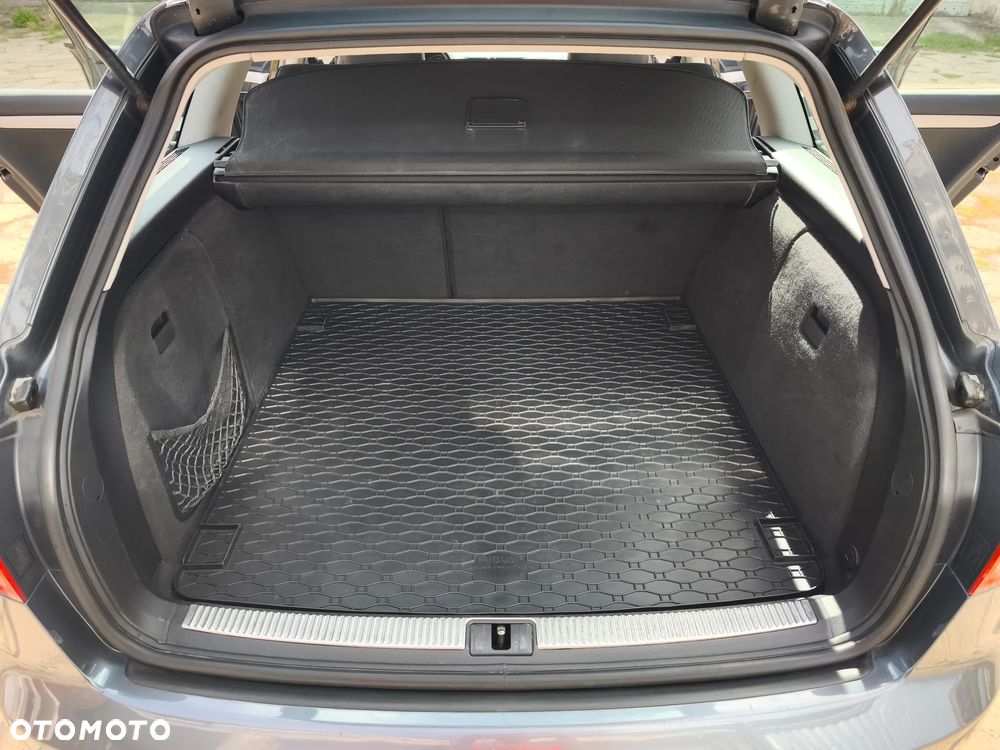 Audi A4 Avant 2.0 TDI - 28