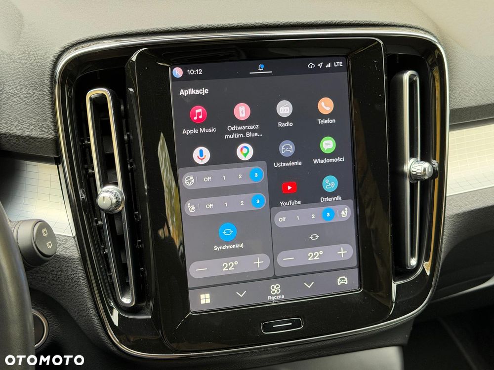 Volvo XC 40 B3 Plus Bright - 28
