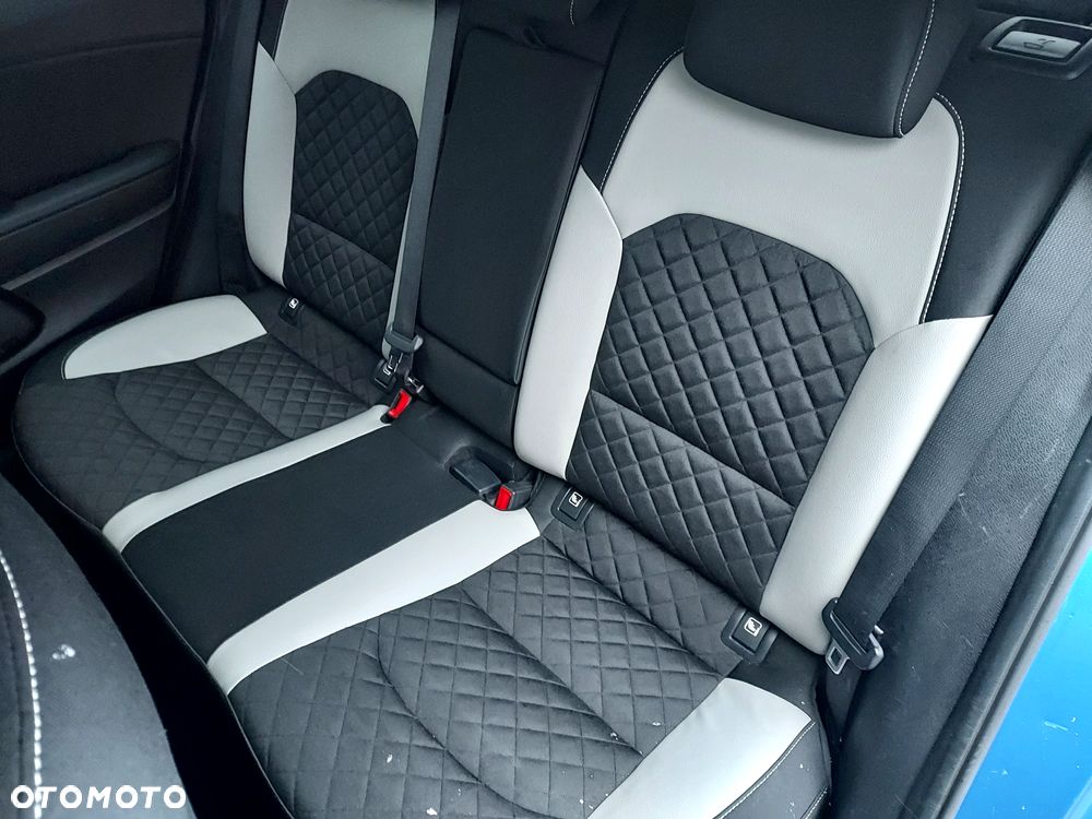 Kia Ceed 1.6 CRDi GT Line - 10