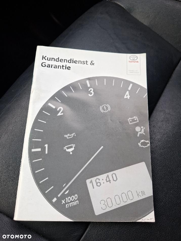 Toyota Hilux 4x4 Double Cab Autm Executive - 12