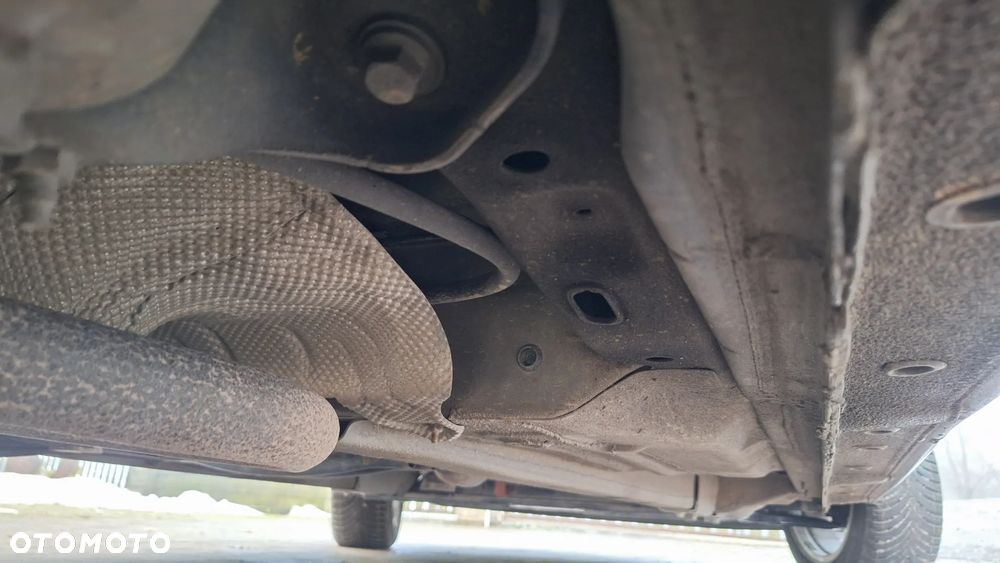 Ford Fiesta 1.4 Titanium EU6 - 16