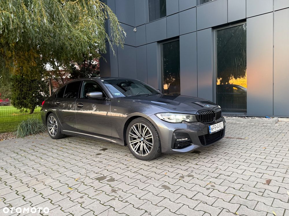 BMW Seria 3 320i M Sport sport - 13