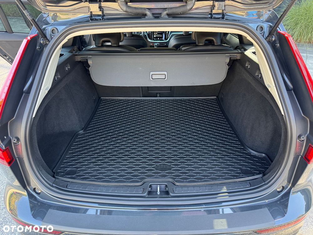 Volvo V60 D3 Geartronic Momentum Pro - 27