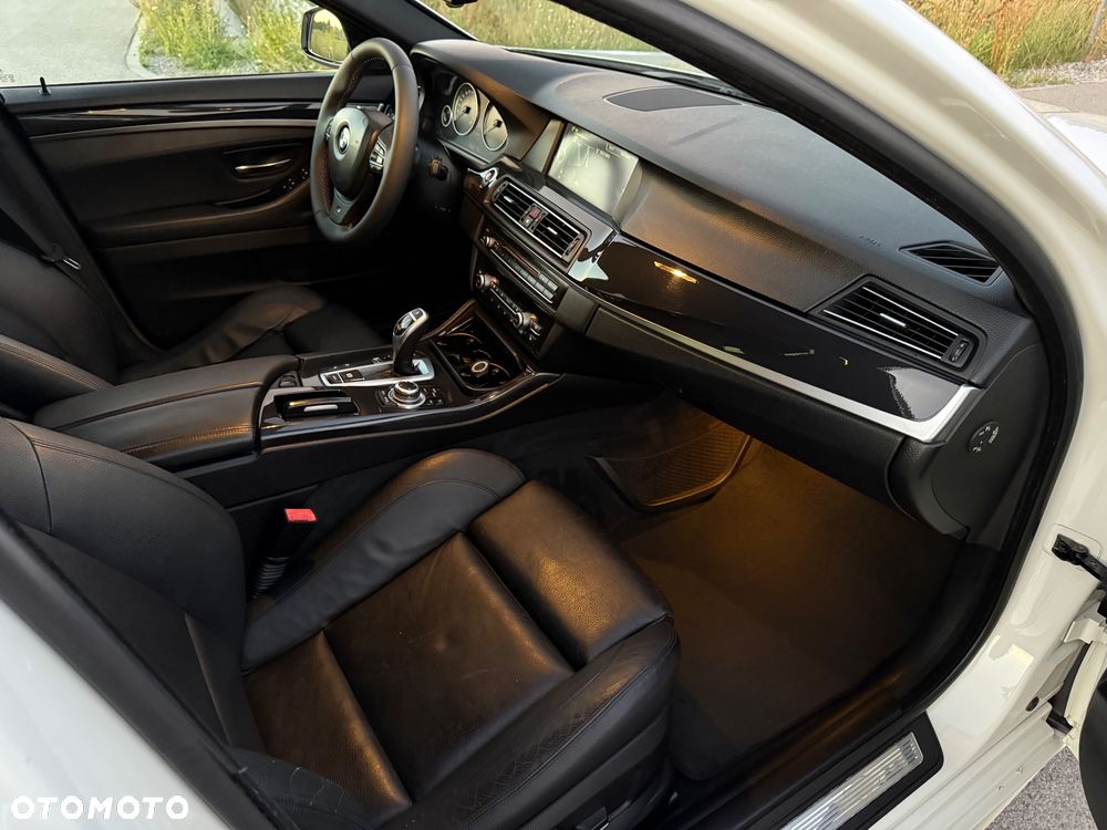 BMW Seria 5 535i xDrive - 20