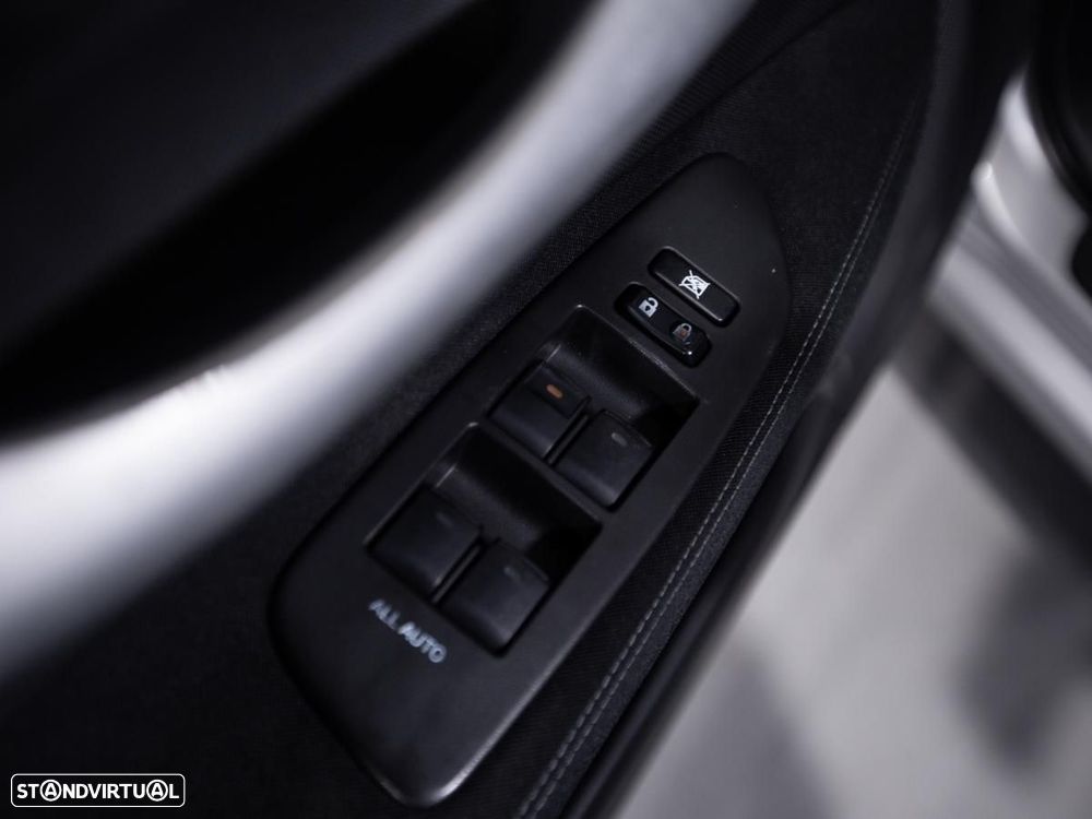 Toyota Auris - 13