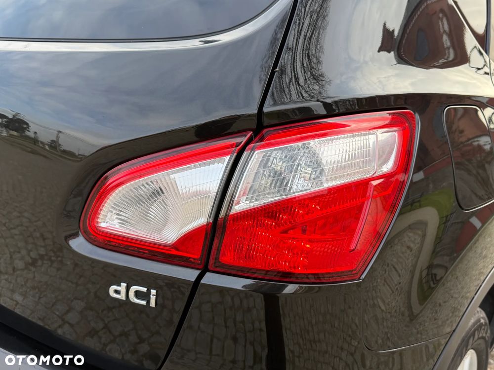 Nissan Qashqai 2.0 dCi 4x4 Tekna Premium - 19