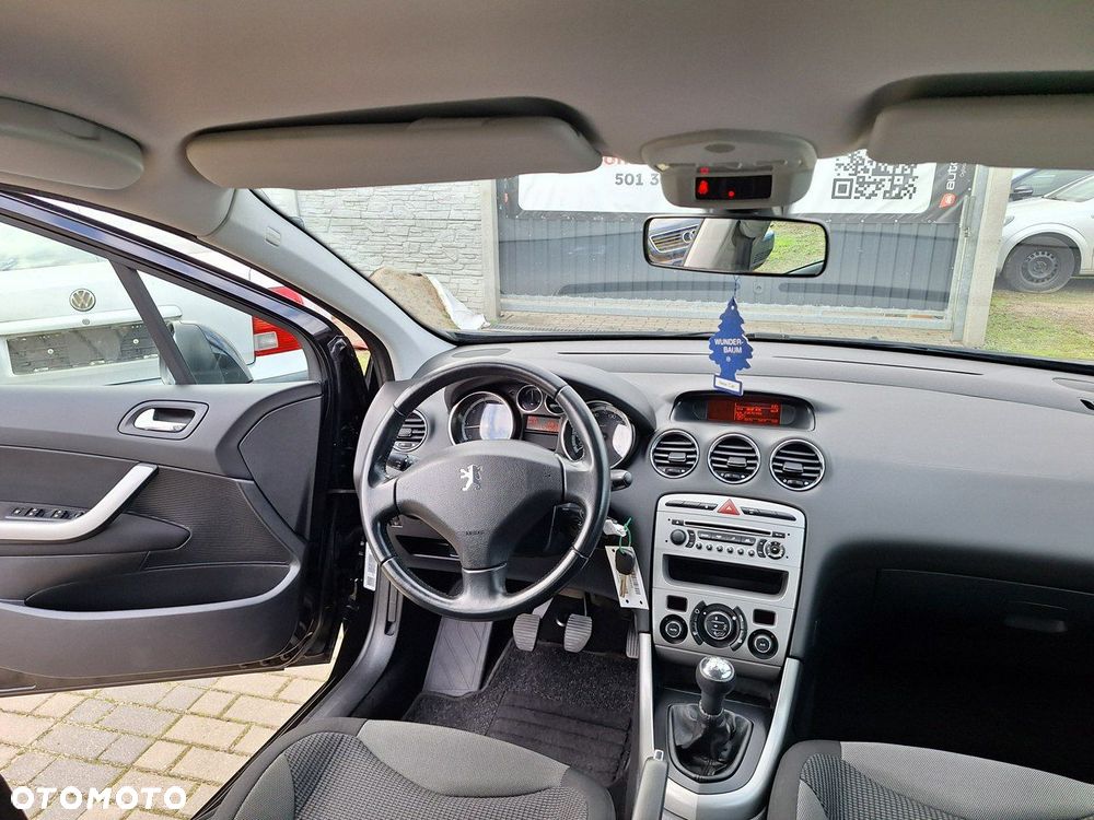 Peugeot 308 1.6 Premium Plus - 24