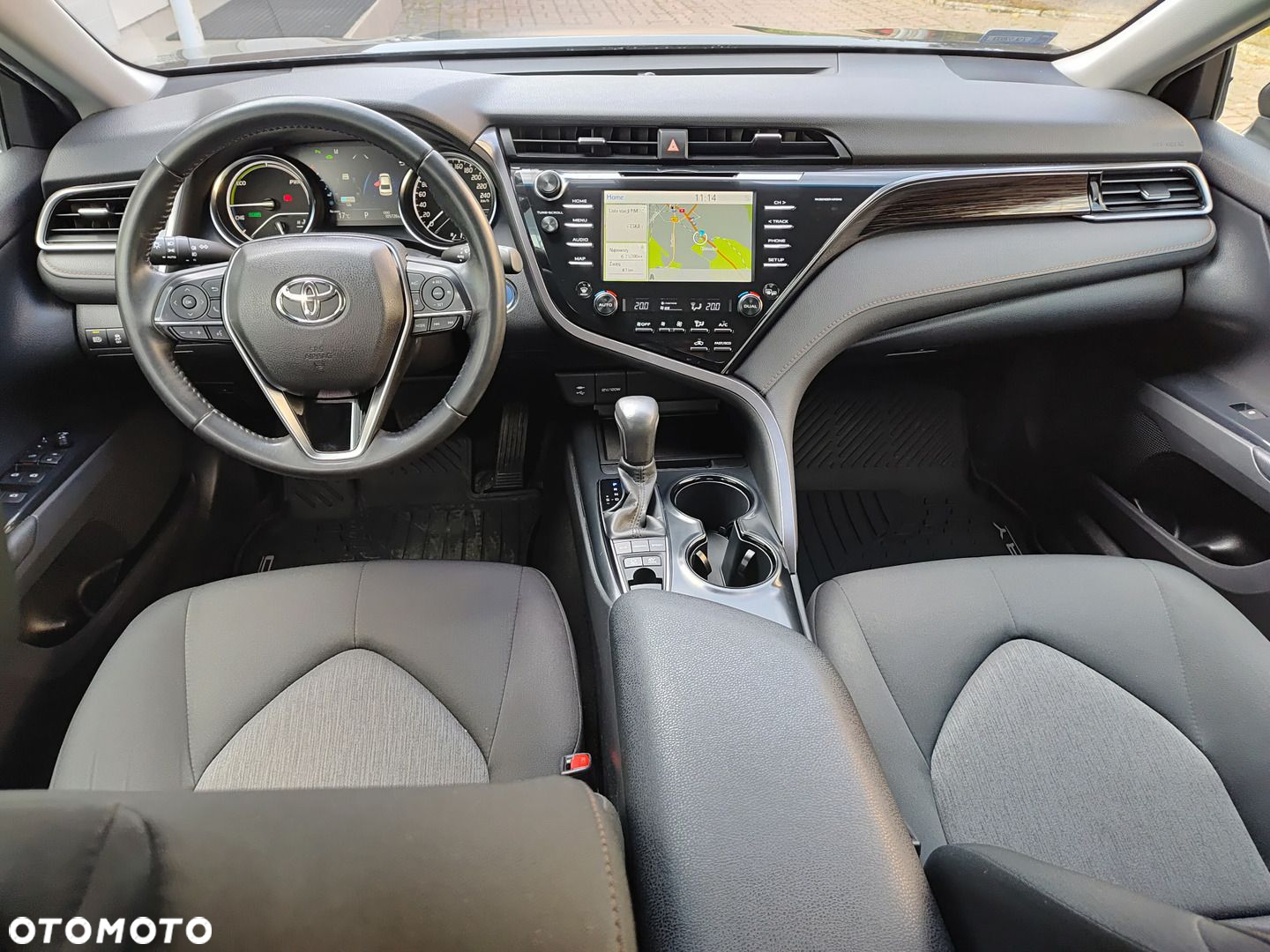Toyota Camry - 9