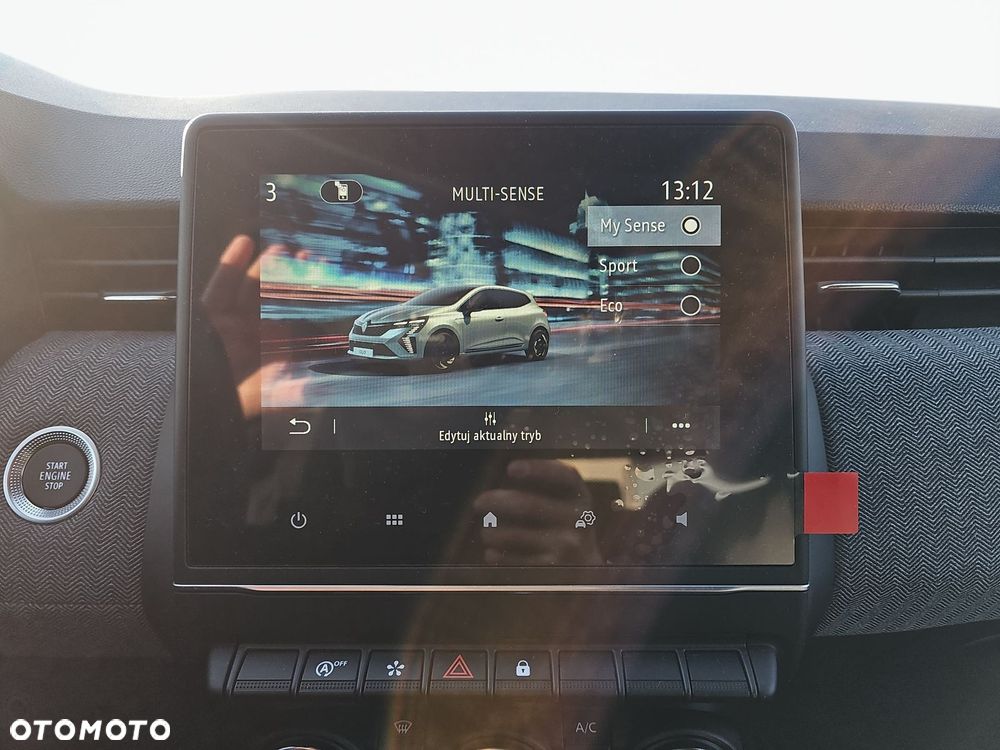 Renault Clio 1.0 TCe Techno - 26