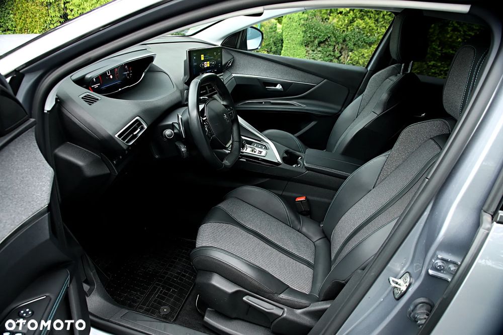 Peugeot 3008 1.2 PureTech Allure Pack S&S EAT8 - 19