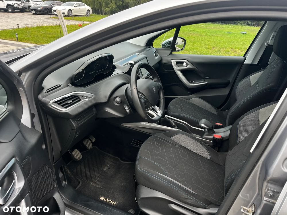 Peugeot 2008 PureTech 82 Style - 9