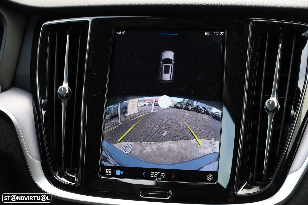 Volvo V60 2.0 B4 Core Auto - 23