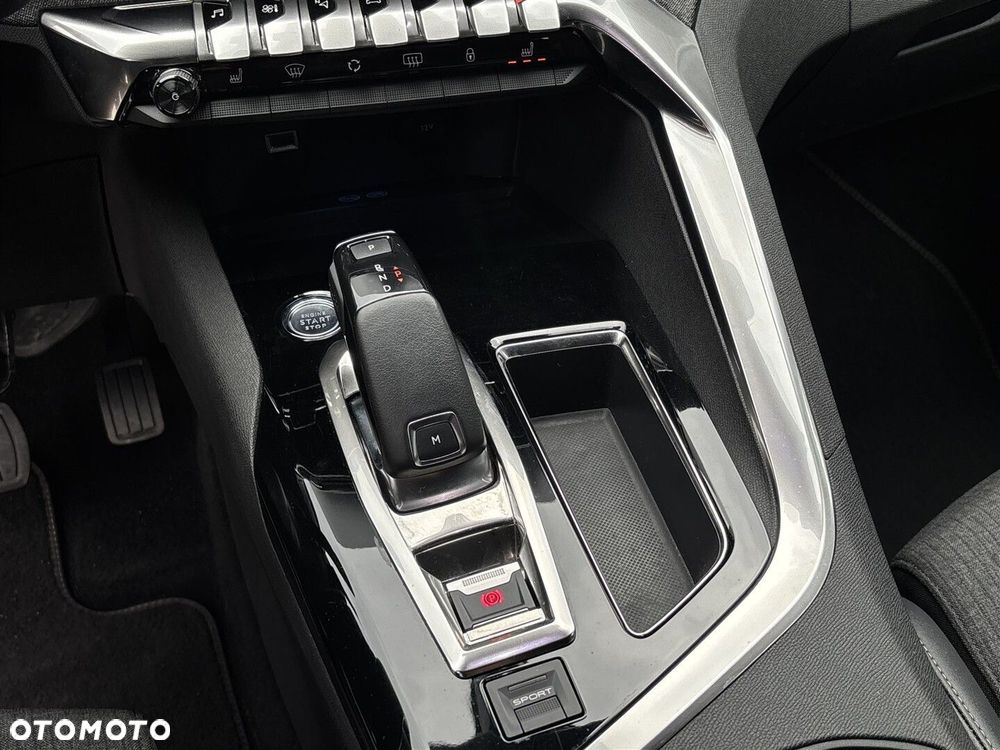Peugeot 5008 1.6 PureTech GT Line S&S EAT8 - 16