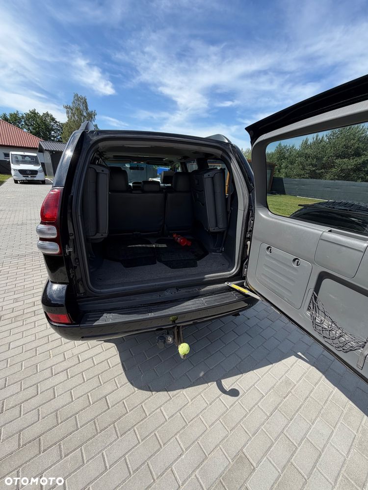 Toyota Land Cruiser - 5