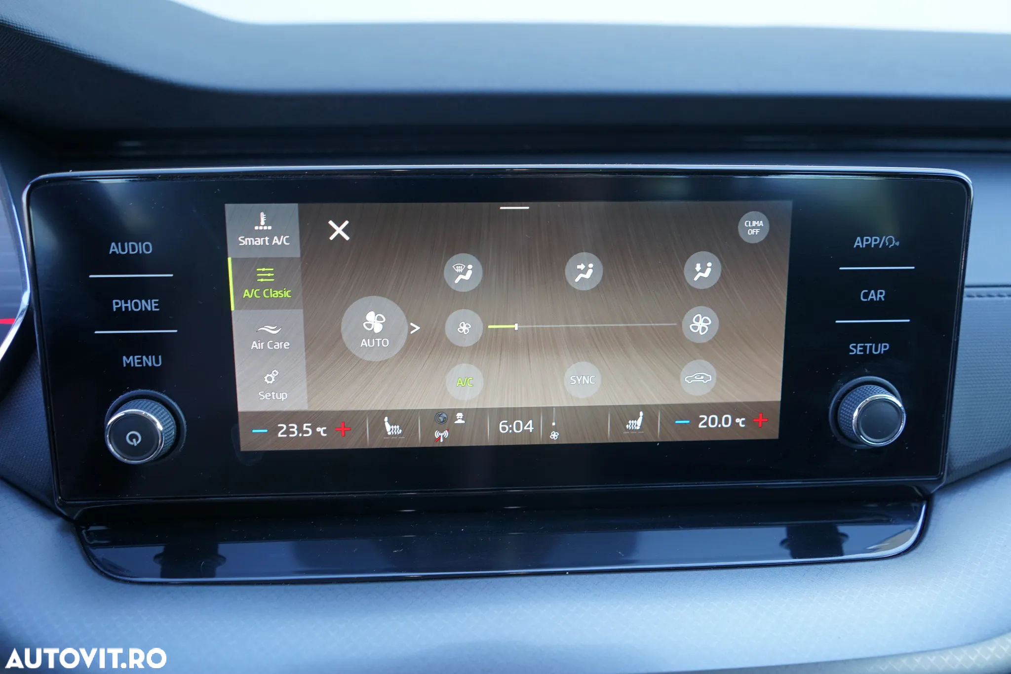 Skoda Octavia Combi 2.0 TDI Ambition - 19