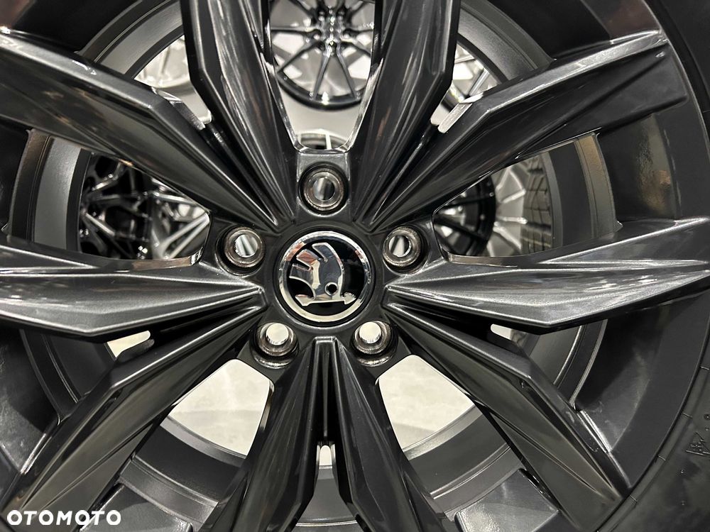 Oryginalne koła zimowe 18 5x112 Skoda Kodiaq I II Pirelli 235/55R18 - 5