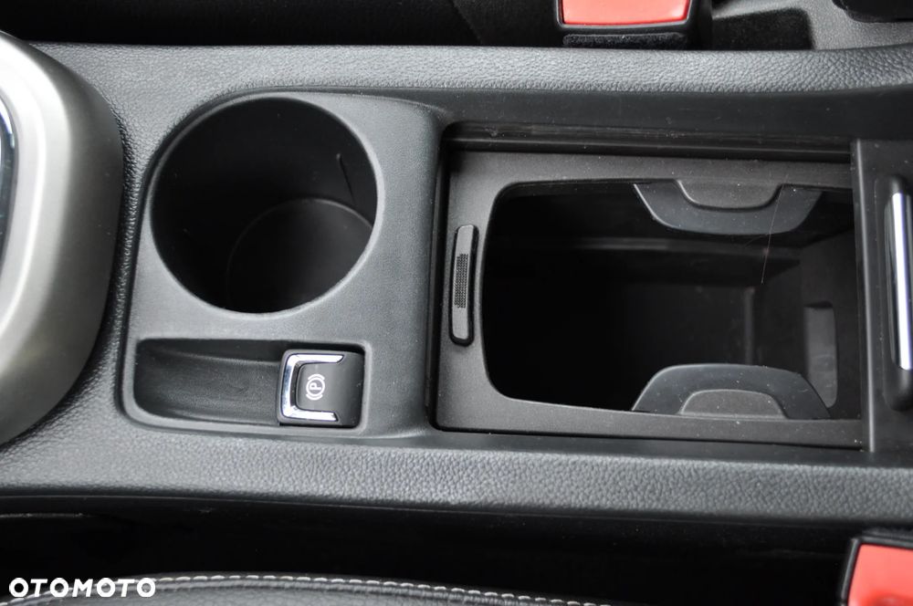 Opel Astra 1.4 Turbo Sports Tourer 150 Jahre - 29