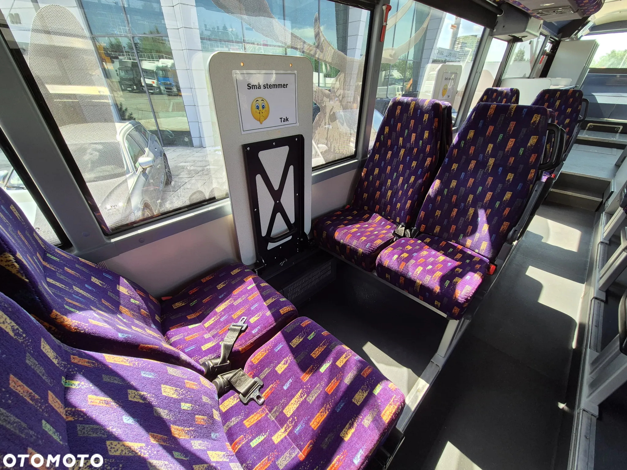Irisbus KAMPER / AUTOBUS / NOWA ZABUDOWA / SOLAR NA DACHU / ŁAZIENKA / KUCHENKA / STAN IDEALNY / 2 PRZETWORNICE - 37