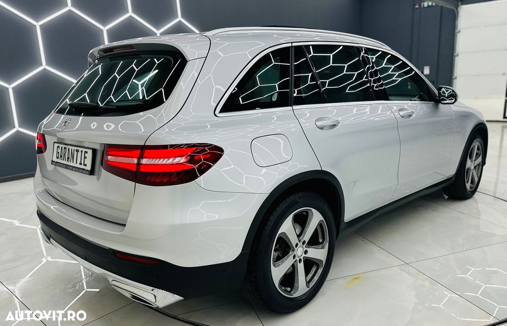 Mercedes-Benz GLC 220 d 4MATIC 9G-TRONIC Exclusive - 5