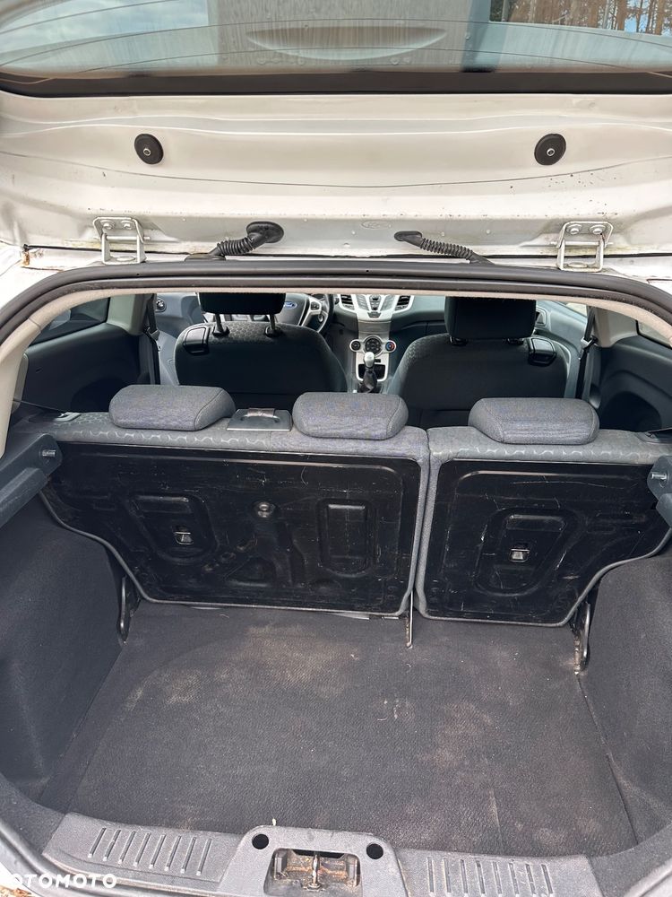Ford Fiesta - 14