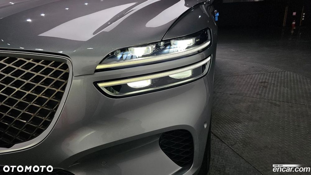 Genesis GV70 2.5T AWD AT8 Luxury Line - 5