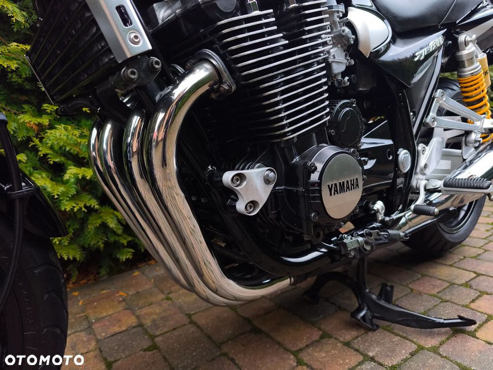 Yamaha XJR - 3