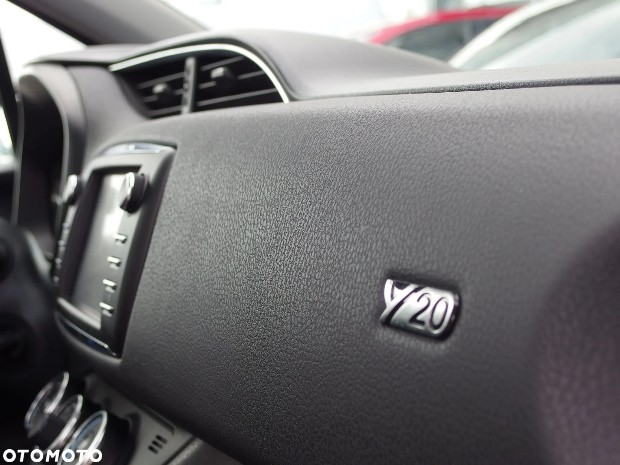 Toyota Yaris 1.5 20th Anniversary - 2
