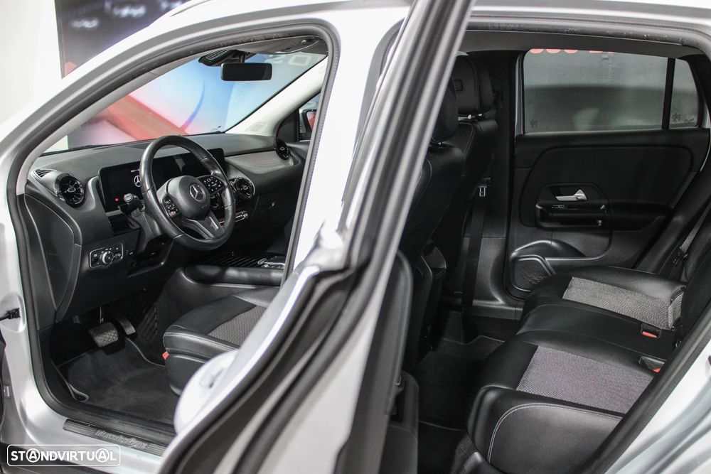 Mercedes-Benz GLA 180 d 8G-DCT Edition 2021 - 13