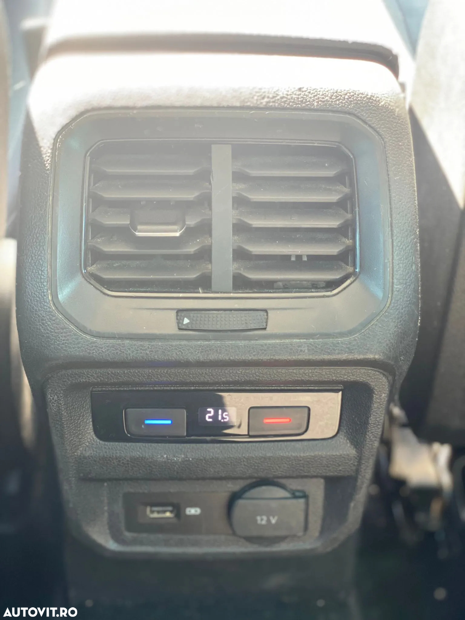 Volkswagen Tiguan - 21