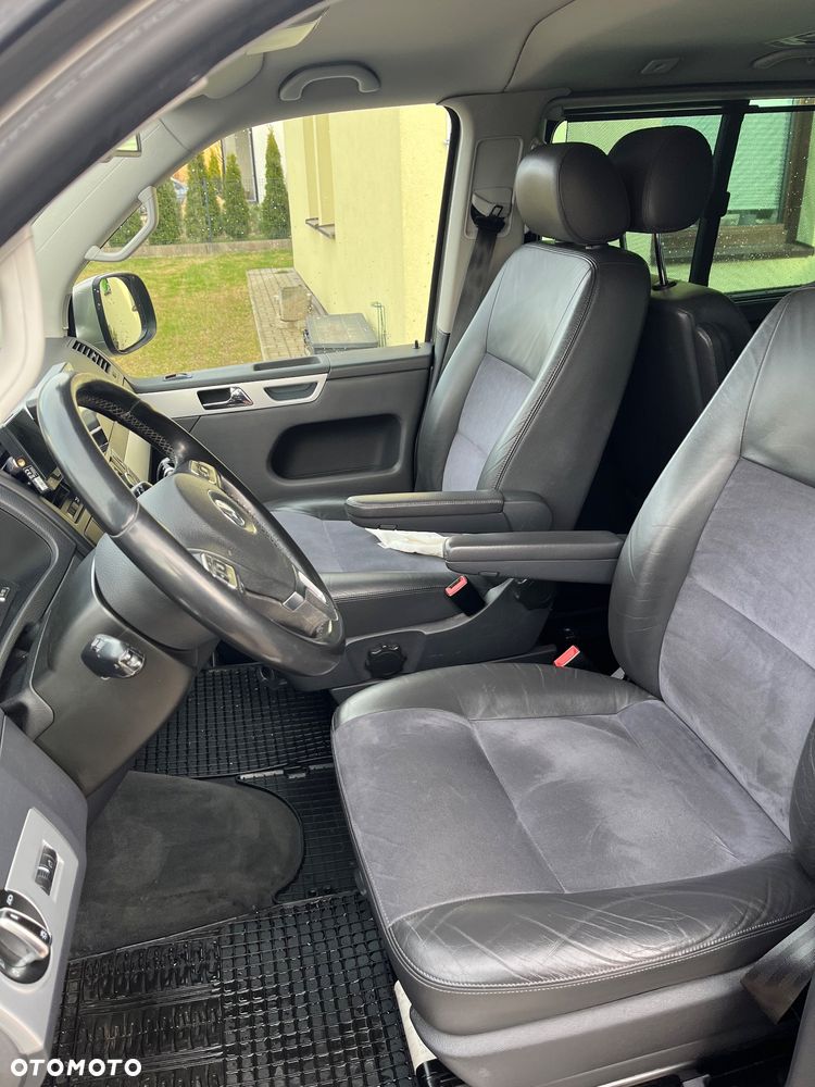Volkswagen Multivan - 8