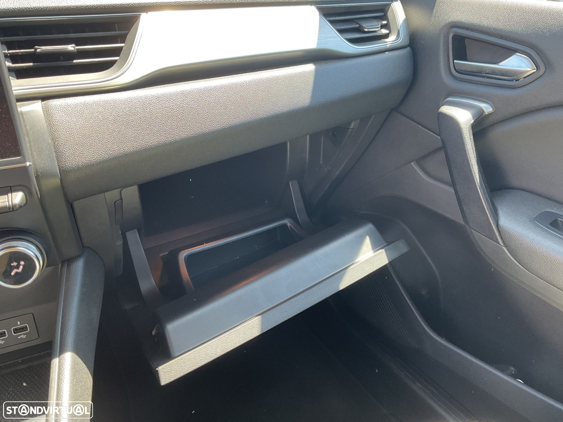 Renault Captur 1.0 TCe Exclusive - 46