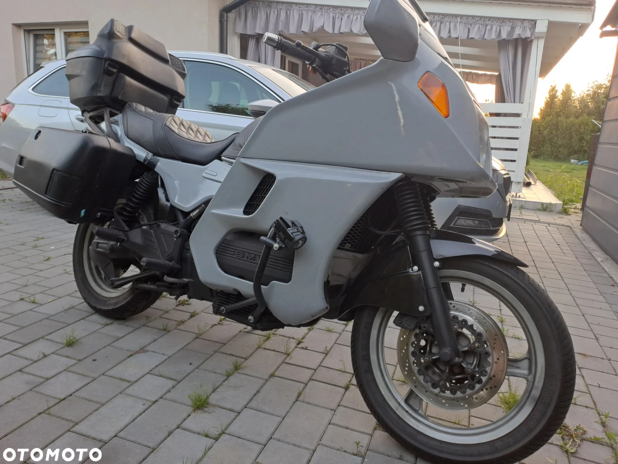 BMW K - 8