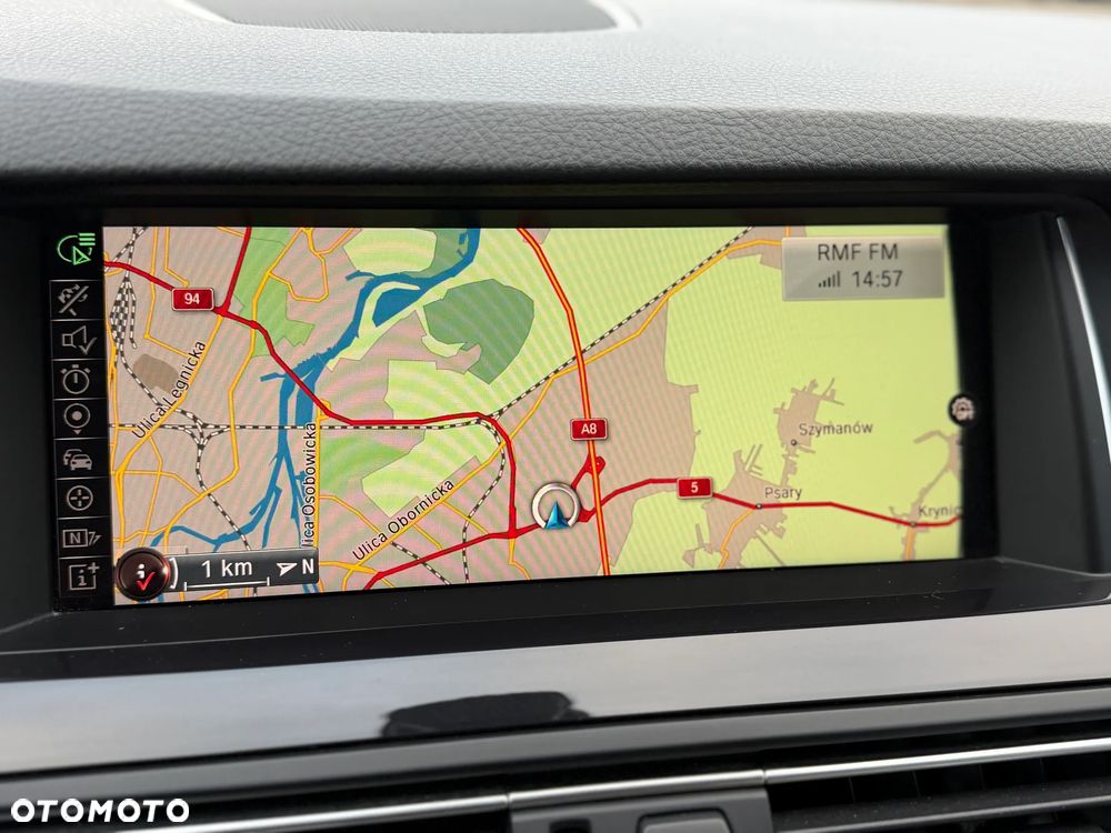 BMW Seria 5 528i xDrive Luxury Line - 23