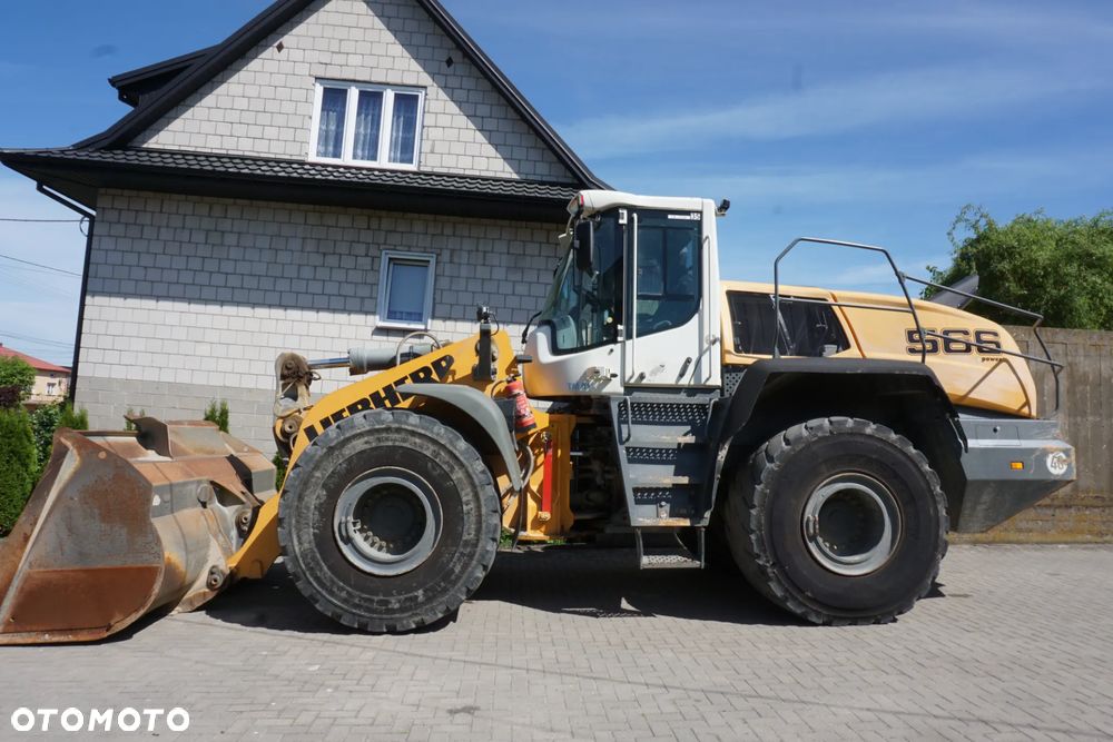 Liebherr L 566 - 2