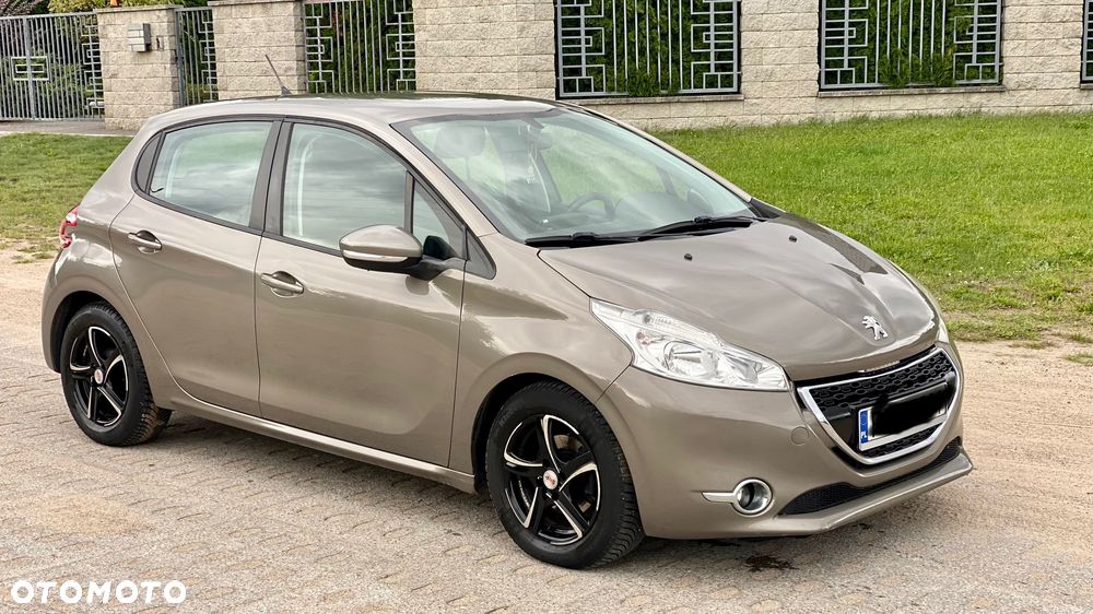 Peugeot 208 1.4 HDi Active - 1